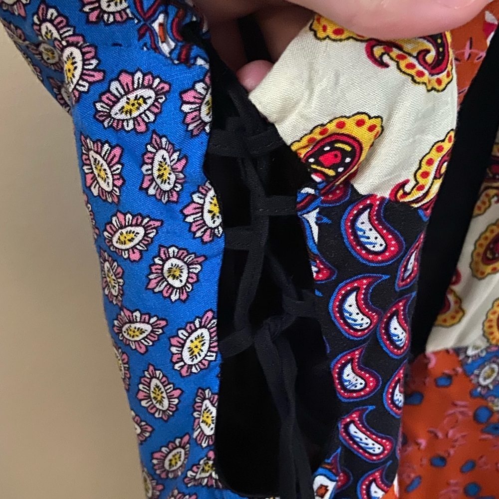 Romper - Picture 3 of 4